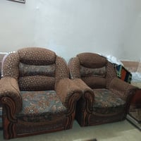 تخم • ٦ قطع • المعرض 75