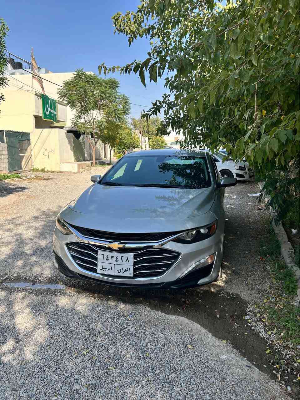 ماليبو 2020 فئة lT حادثها موضح بالصور فقط بنيد صبغ و بيها بارد 
مكينه گير حداديه امامي خلفي كله جديد تبريد ثلج برغي نقص مابيها 
رقم اربيل تحويل مباشر 
السيارة جديدة كلش و ترايها زيرو مابيها كل نقص 
سعرها 98 ورقه 
مكاني كربلاء *********** كربلاء, العراق
