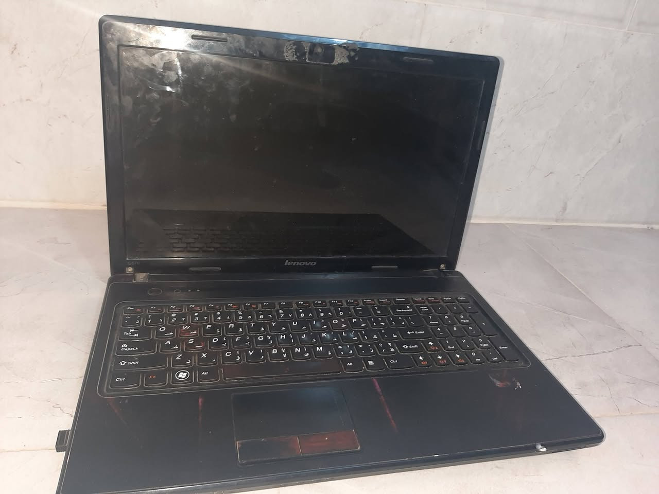لابتوب lenovo
رامات 4 
المعالج : intel pentium B940
كرت شاشه مدمج 
وندوز 10 
نوع المعالج : bit-64
السعر : 90 الف ويجي وياها ماوس باندا وايرليس هديه وبيها مجال 
***********
