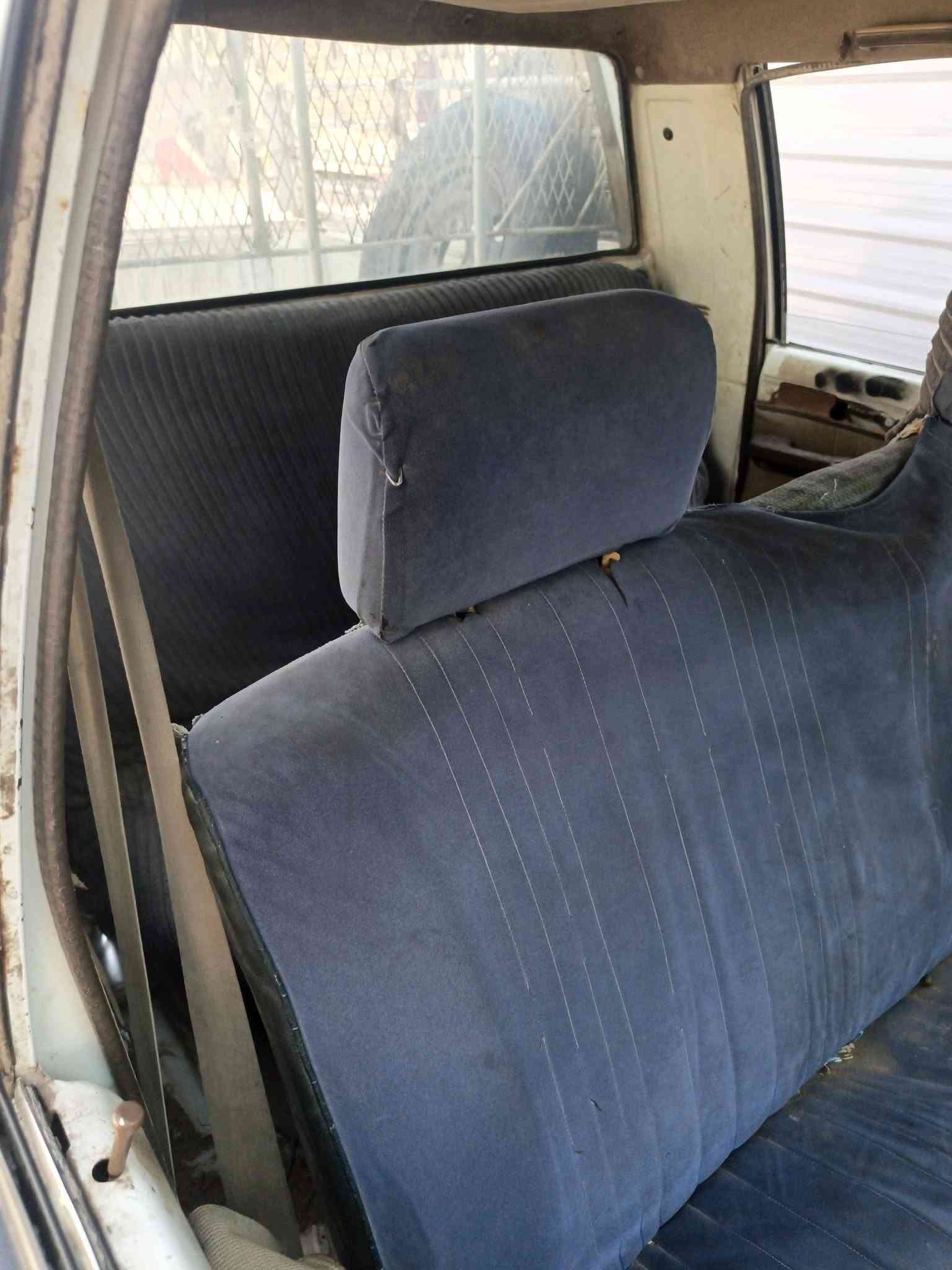 سلام عليكم بيكم موديل 1991 رقم ذي قار لبيع جاهزه تخم تاير حداده كلها جديده كهربائيات كلها شغاله هورن لايت اشاير ماسحات بك لايت كلشي يشتغل السياره مهزوزة وفاتحين معامله تريد تحولها تريد انسويلك وكالة محركها ثري وأي السياره جاهزه من كلشي العنوان بصره القرنه قضاء الصادق رقم الهاتف *********** السعر 29 وبيها مجال لطيبن يعني مجال بسيط
