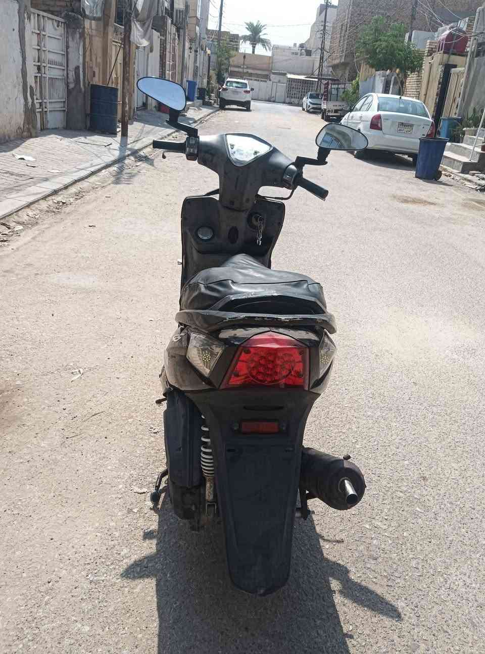 كامكو G5للبيع دراجه مافتوح ونضيفه كهربأيات كله شغاله نص نكره وكلشي ماعايزها بس غسله الدراجه نضام بخاخ وبيها اربع ولفات وتبريد دهن يعني تخليها  ع الحرح تجي تكلب وتفحص لمن تقتنع السعر 775 هذا الرقم ***********  واتساب مفتوح والخاص هم مفتوخ
