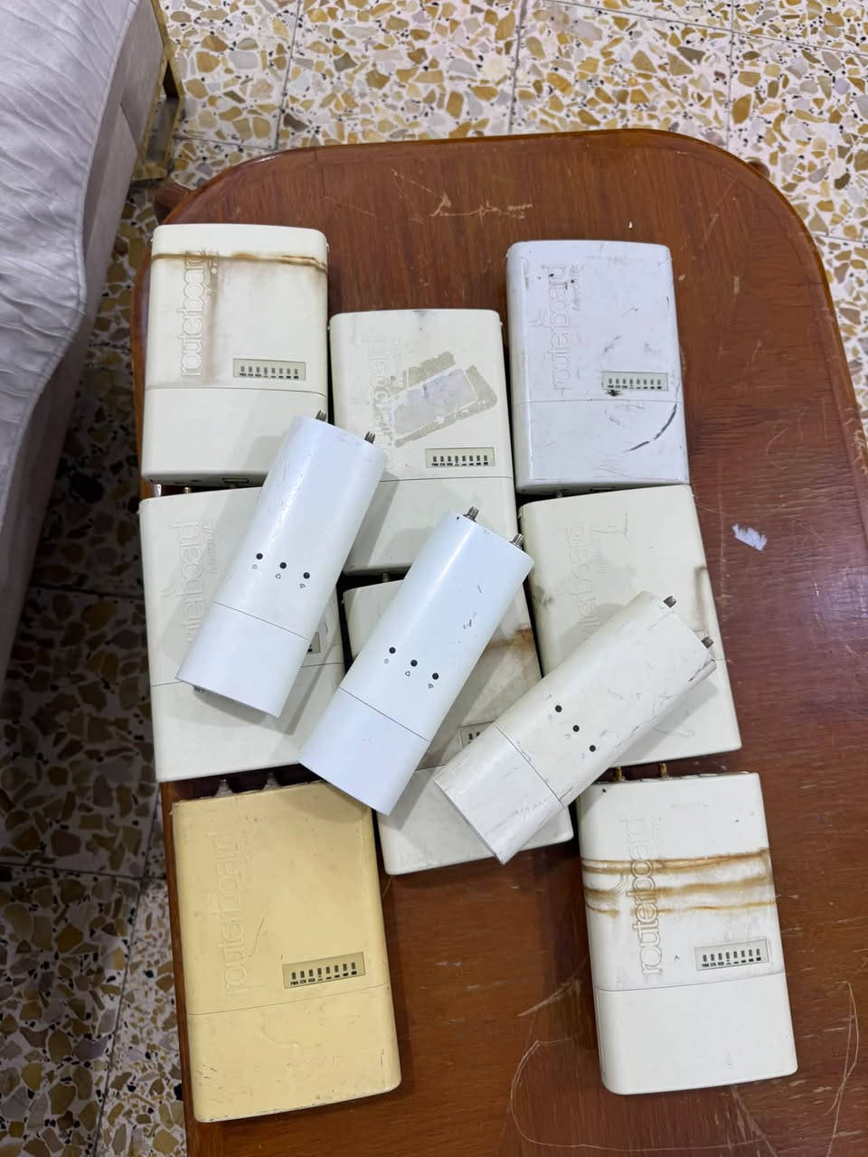 برج g35
15متر السعر ١٥٠ مع الفراكات

دش ٣٢ يدعم ترددات ميموسا
السعر ٨٠
دش ٣٠ القطعه ب٧٥

دش ٣٠ ubnt ٧٥ الف

سكترات ubnt120
القطعه ب٥٥
سكتر تيتانيوم 5
السعر ٦٥ الف

عاكسه ٧٥ الف

راوتر بورد ٩١٢ القطعه ب٣٥

راك ١٢u مع سيار مع باج بنل مع شاحنه باج بنل 
السعر ٨٥ الف

كلاود سوج ١٢٥ السعر ١٣٥ الف
راوتربورد ٢٠١١ السعر ٧٠ الف

ميموسات  القطعه ب ١٥٠ الف مفتوحات من الايميل

نانو m5XW السعر ٣٥ 
راوتربورد ٩١٢ ac
السعر ٥٠ الف

نانو m2 القطعه ب٢٥ الف 
يوجد توصيل 
مكاني بغداد البياع 
***********
