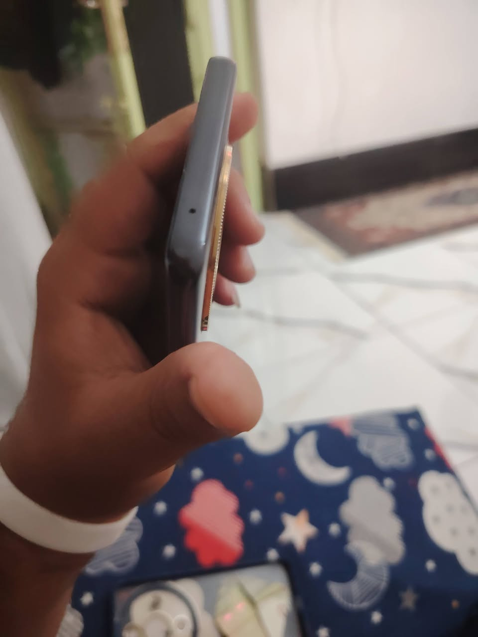هونر اكس 9 بي • ١٢ غ.ب • ٢٥٦ غ.ب