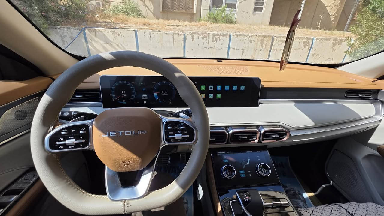السلام عليكم
جيتور x70 plus لكجري الفول موديل 2024
ماشية ١٦ الف كيلو فقط
ضمان وكالة هارلم
المواصفات:
*عدد المقاعد 7 ركاب
﻿﻿إطارات قياس 20 إنج
﻿فتحة سقف بانوراما
﻿مقصورة الركاب من الجلد الفاخر بلونين
﻿مقعد السائق والراكب كهربائي
﻿مقعد السائق مزود بذاكرة لحفظ 3 وضعيات الجلوس
﻿مقعد السائق مبرد ومدفاء
﻿مقعد الراكب مبرد ومدفاء
﻿كاميرات محيطية 540 درجة
﻿شاشة عرض ترفيهية قياس 12.35 إنج
﻿﻿لوحة القيادة الكترونية قياس 10.25 إنج
﻿نظام ابل كار بلاي واندرويد اوتو
﻿نظام صوتي من ٨ سماعات عالية الجودة
*رادار تفاعلي
﻿نظام تحذير مغادرة المسار
﻿﻿نظام القيادة شبه الذاتية
﻿نظام مراقبة النقطة العمياء
﻿نظام التحذير من التصادم الأمامي والخلفي
﻿نظام الكبح التلقائي في حالة الطوارئ
﻿﻿إنارة محية
﻿﻿إنارة ترحيبية
﻿﻿المرايا الجانبية قابلة للطي كهربائياً ومدفئة
﻿﻿شاحن هاتف لاسلكي سريع
﻿الأضواء الأمامية والخلفية أوتوماتيكية ليد ^LED)
﻿﻿مسند الذراع الوسطي مع ثلاجة
﻿نظام الدخول الذكي ^بصمة)
﻿﻿صندوق كهربائي
﻿﻿نظام الفرامل اليدوية الاوتوماتيكي Autohold
﻿مكيف مع شاشة تحكم منفصلة للصف الثاني
﻿نظام مساعد صعود المرتفعات
﻿وسائد هوائية امامية وجانبية عدد 6
﻿نظام المكابح المانعة للانغلاق
﻿نظام التحكم بالثبات
﻿نظام التحكم نزول على المنحدرات
DVR - داش كام*
﻿نظام تنقية الهواء PM2.5 مع فلتر N95
﻿قفل وفتح النوافذ والسقف باستخدام البصمة

العنوان بغداد
***********
السعر على الخاص و تدلل
