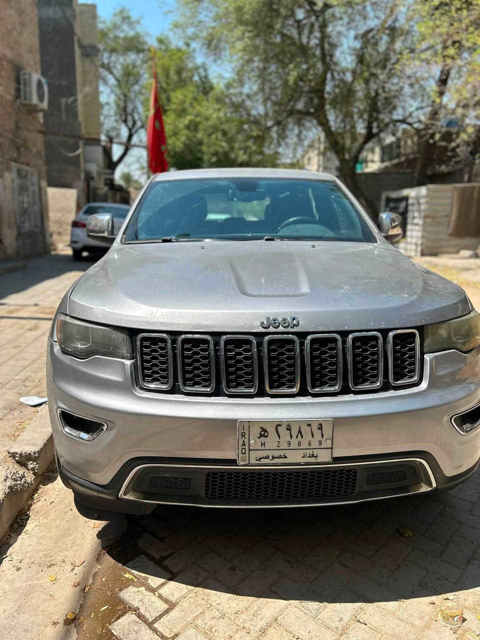 السلام عليكم جيب لاريدو موديل ٢٠١٨هاي صوره السعر ١٨٦وبيه مجال ‭***********‬هاذه رقمي
