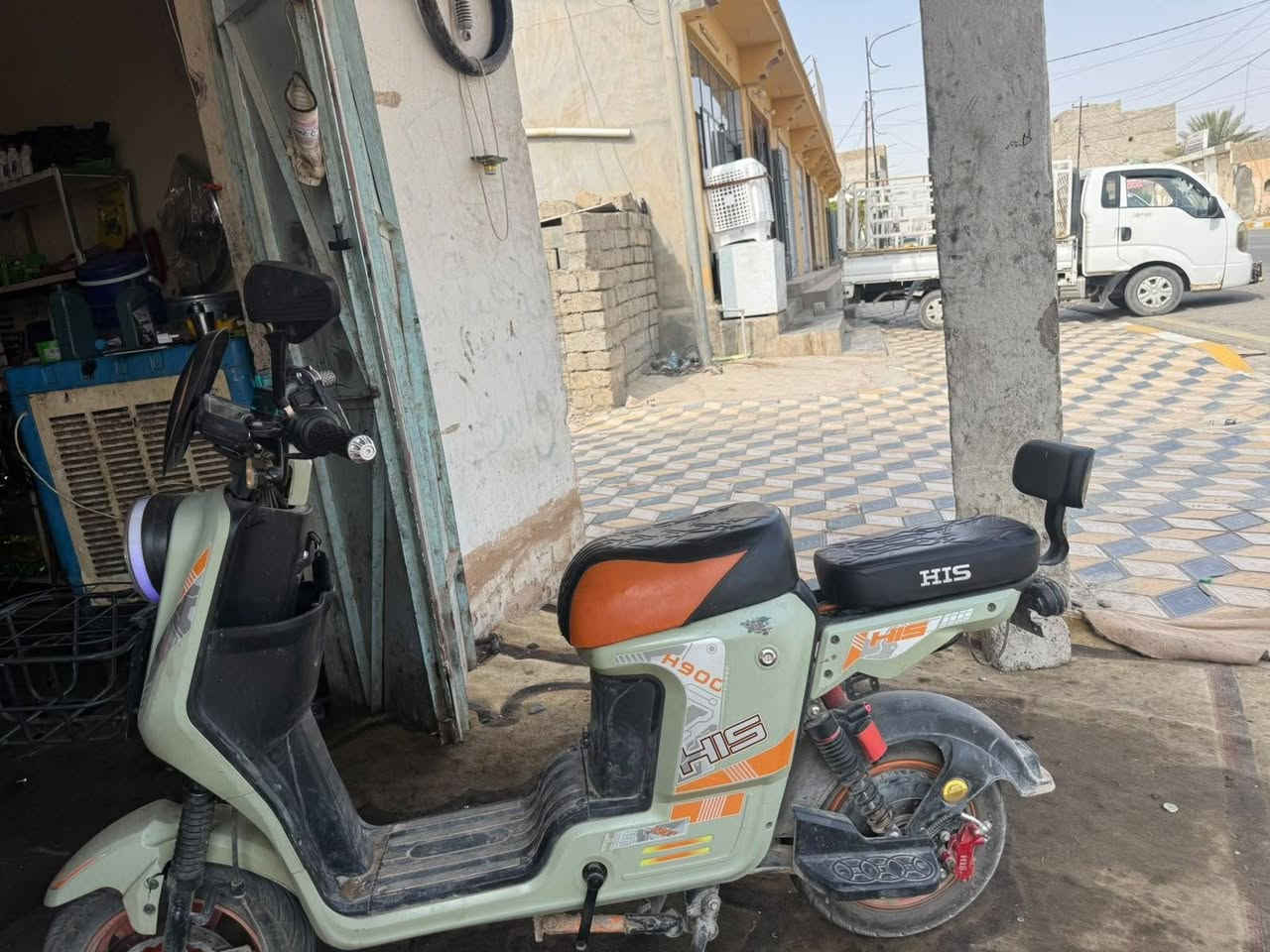 ماطور شحن X900
ماطور نضيف حيل بطاريات جدد مشدودات تخم كامل العنوان بيجي قريه المزرعه السعر 350
***********
