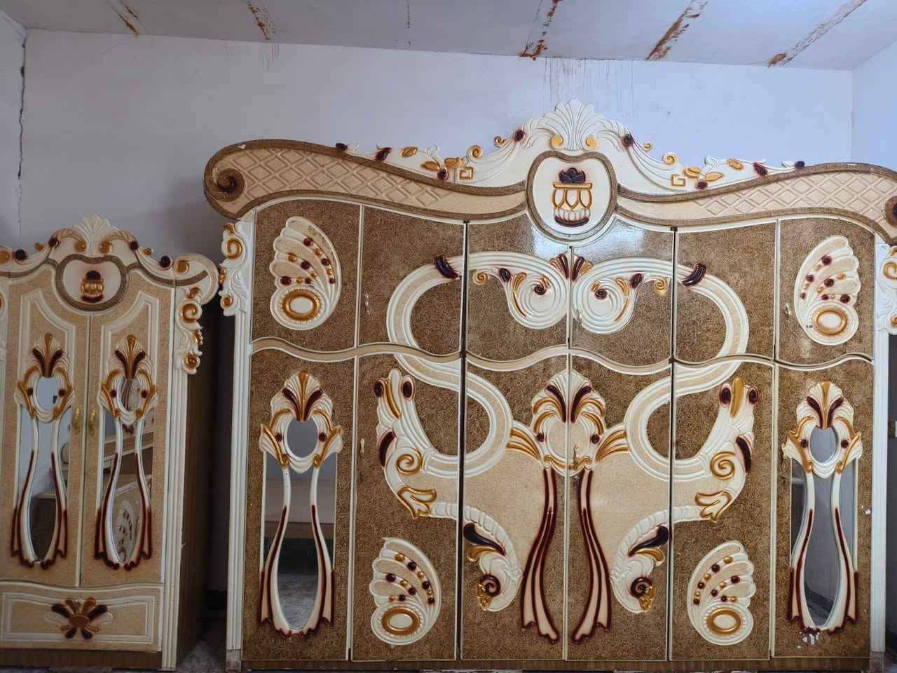 غرفه اخشاب نضيفه ام 6 ابواب قاطين  سعر 450 المكان ناصرية حي سبل يم سجن الاصلاحي شراي إتصال واتساب *********** ناصرية, ذي قار

