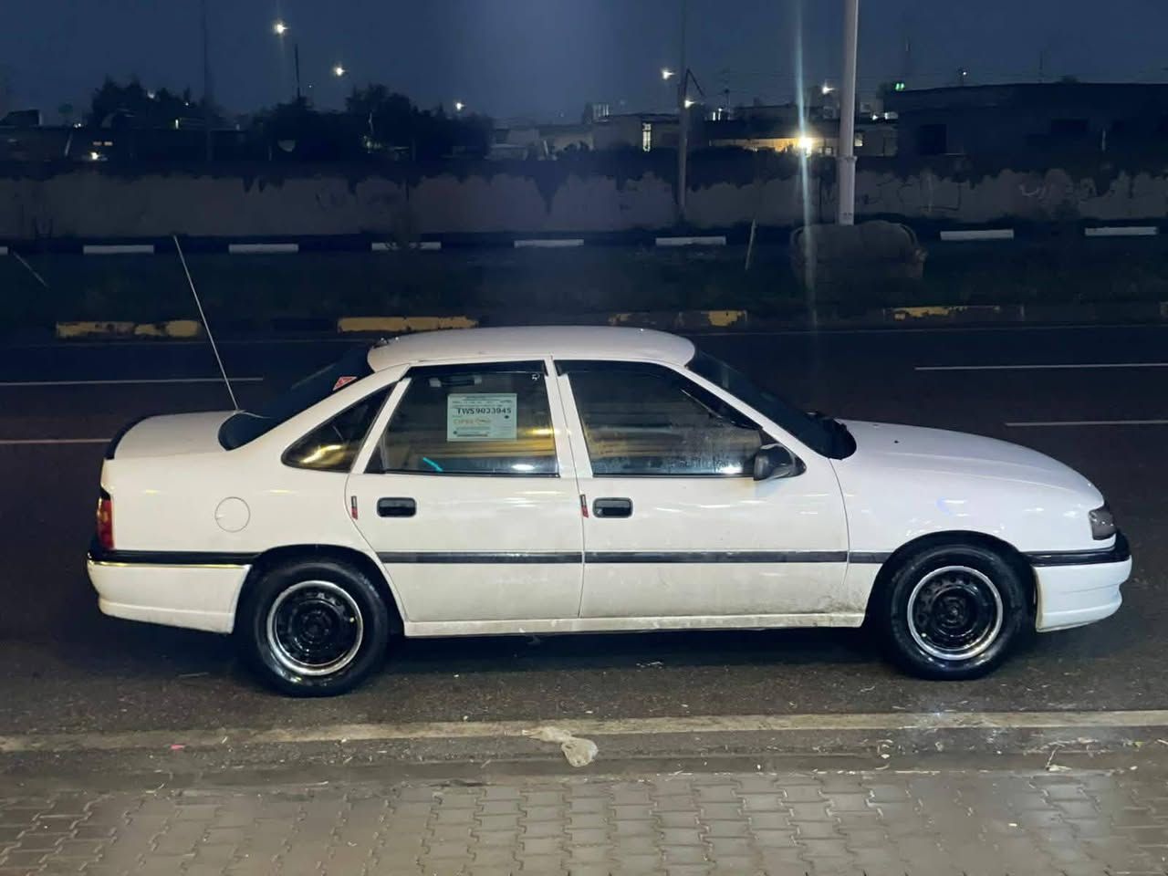 فيكترا • ١٩٩٥ • محرك ٢.٠