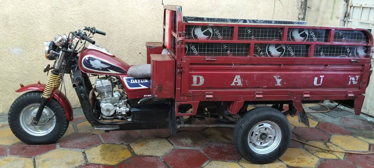 السلام عليكم ستوتة اللبيع دايوان موديل 2016 السعر 950 سلف هندر كهربائيات شغالة نقصهه باتري اوراق اصولية مكاني بغداد مدينة الصدر هاذه رقمي ***********
