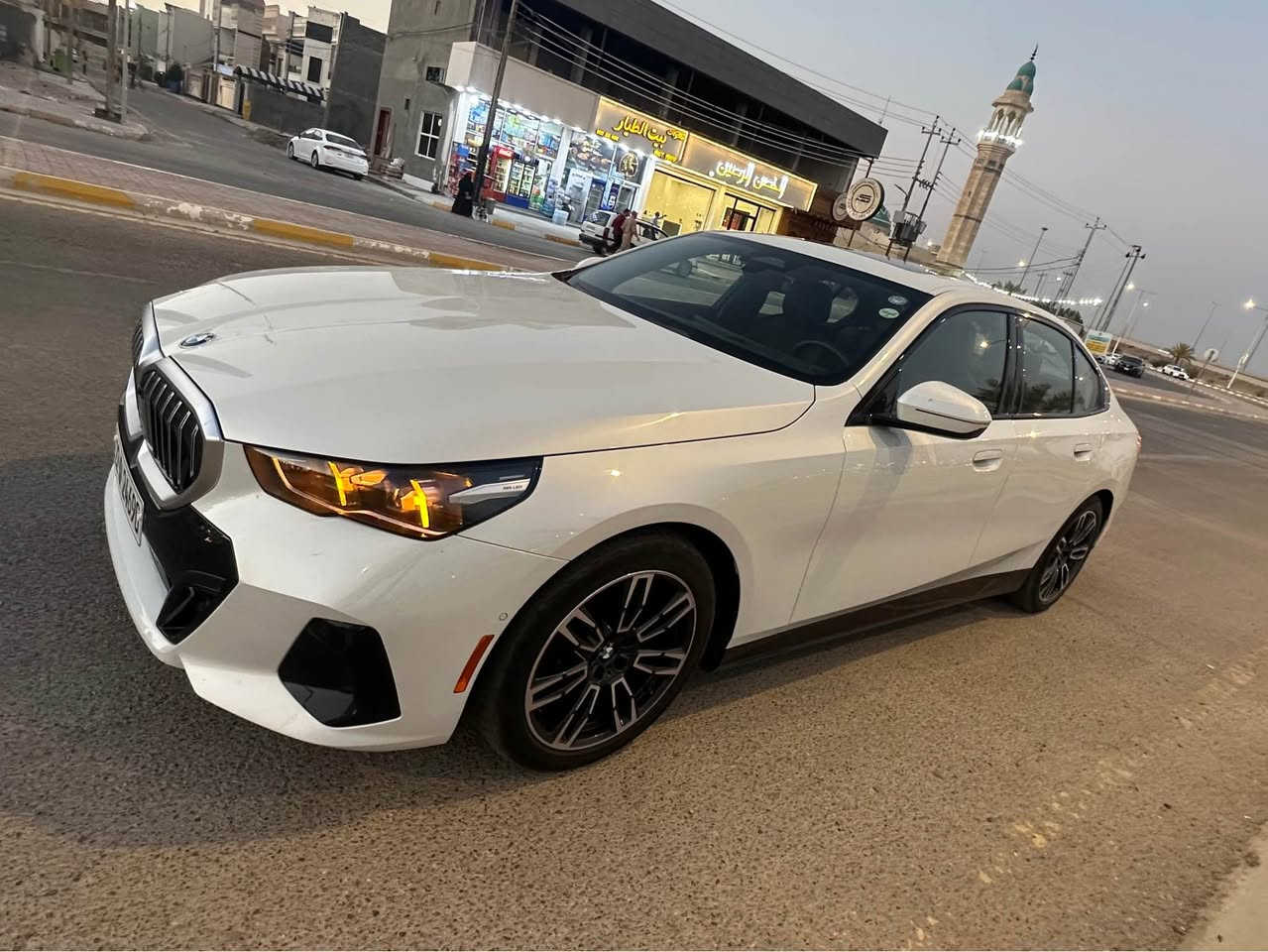🚘 BMW 530i M Package – موديل 2024

🔥 كلين تايتل – بدون أي ضرر
💎 M Package أصل
⚡ xDrive دفع رباعي
🛣️ ماشية 20,000 ميل

🔹 محرك 2.0L TwinPower Turbo
🔹 ناقل حركة أوتوماتيك
🔹 أوضاع قيادة: Sport / Comfort / Eco
🔹 شاشة وسطية ونظام iDrive
🔹 داخلية فخمة وتشطيبات M
🔹 أنظمة أمان ومساعدة للسائق
🔹 كاميرات وحساسات
🔹 تشغيل بصمة / دخول ذكي
🔹 إضاءة LED

💰 السعر: 50,500$
💵 بيها مجال بسيط

📞 للتواصل: ***********  

مكاني انبار الفلوجة, الأنبار
