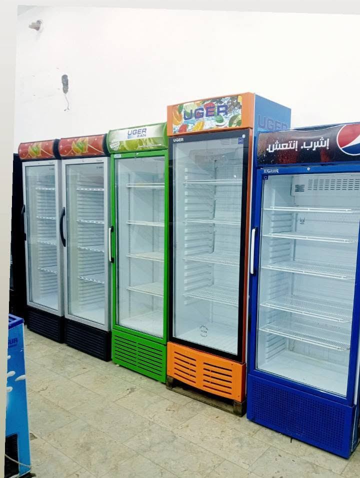 عارضات • حجم ٣٠ • حجم ٢٢