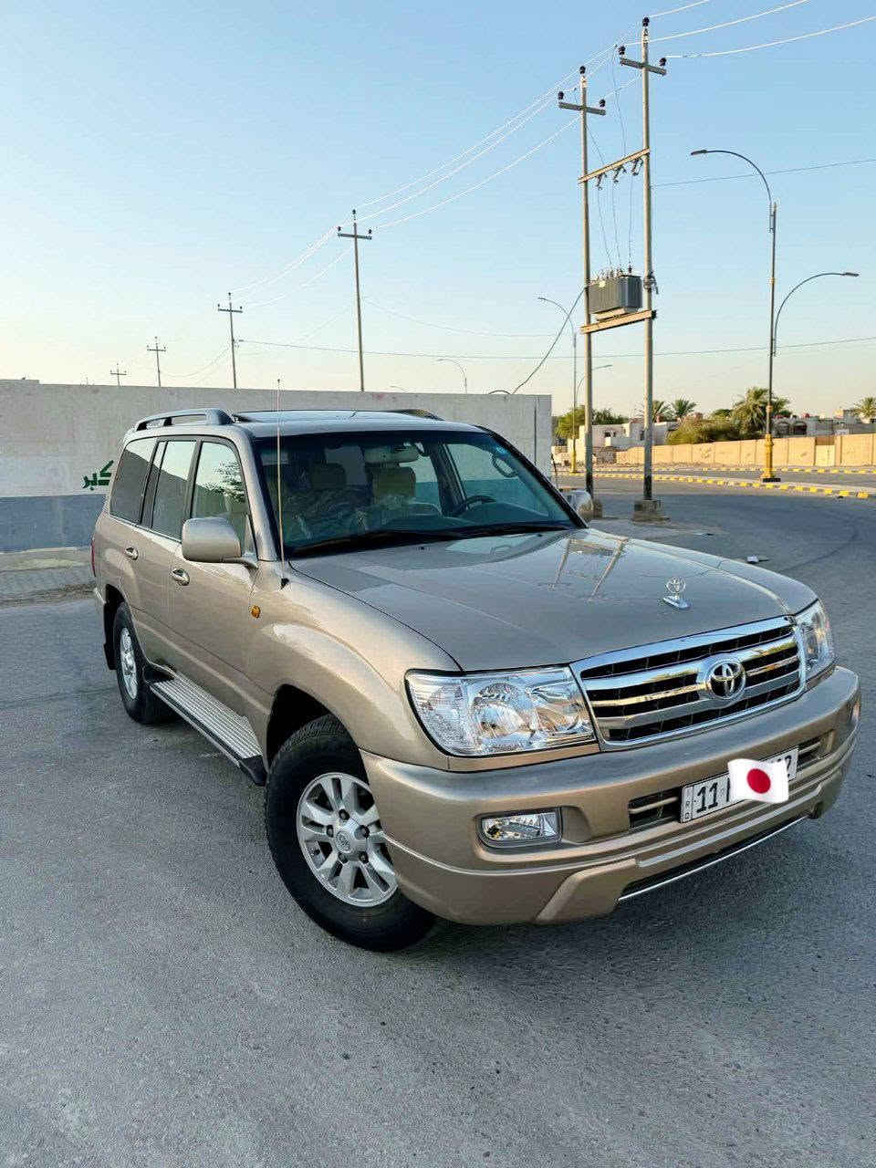 سلام عليكم لاندكروزر للبيع موديل 2003 فول مواصفات تخم تاير جديد تبريد كهربائيات كله شغال فتحه شاشه كامره ثلاث قطع تبريد 7 راكب ثلاجه كير مكينه حداديه كل جديد كير اوتوماتيك مكينه 6 سلندر فور ويل دفع رباعي شغال سياره جديده مكفولة بس صبغ جماليه رقم بغداد انجليزي باسمي سعر 155 وبيها مجال مكان السياره نجف رقم الاستفسار ***********
