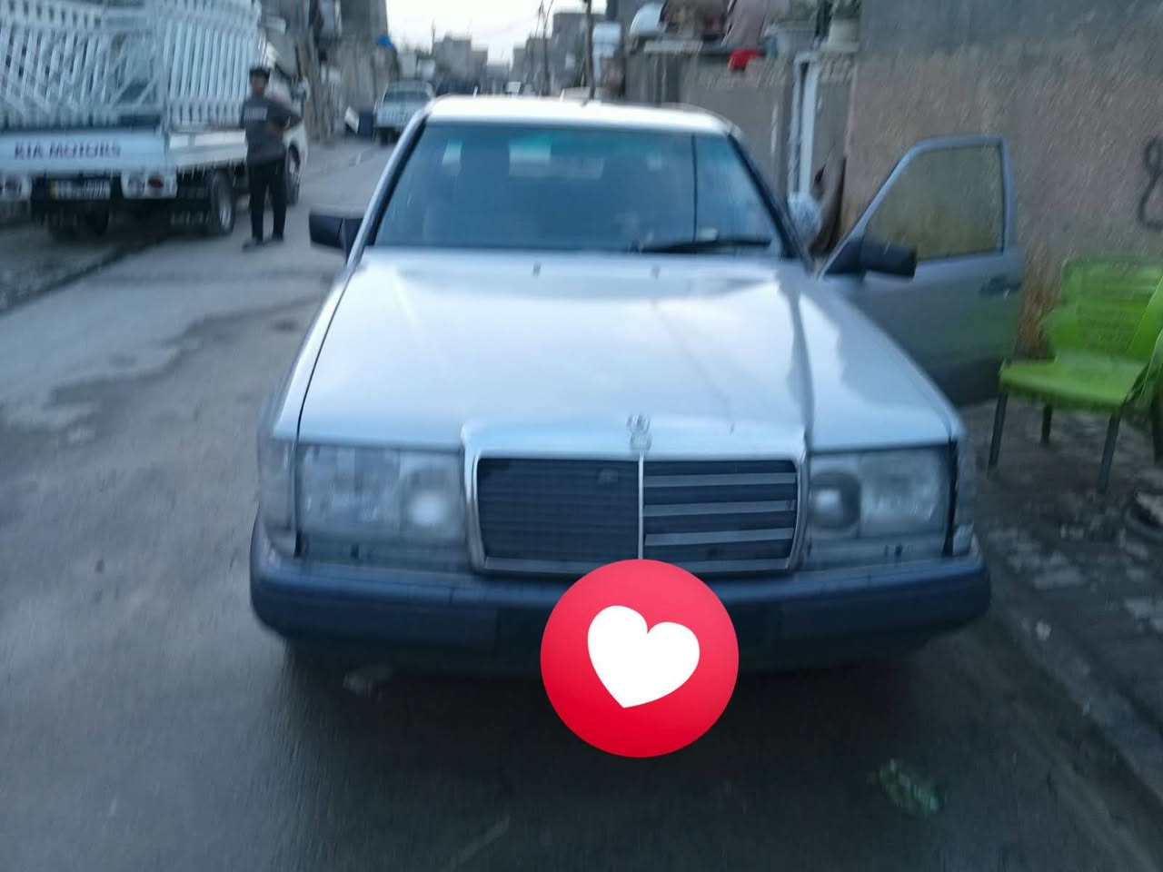 مرسيدس • ١٩٩٢ • رقم نجف