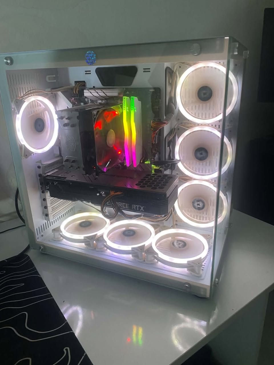 سلام عليكم تجميعه للبيع نضيفه وجاهزه كراتين القطع موجوده 
معالج R7 3700X 
مذربورد ASRock B450 STEEL LGAND RGB
رام 16 كيكة TFORS  3600 RGB
كارت شاشة RTX 3080  10G OC 
هارد SSD 256 NVMe Lexar M.2 
 hhd 1000 T
باور 650  Gold Segotep
كيس linely بأناره حلوة

 تجميعه مكفوله ونضيفه

 السعر: 1120(بيه مجال بسيط)
 يوجد توصيل

 للاستفسار خاص أو ***********
