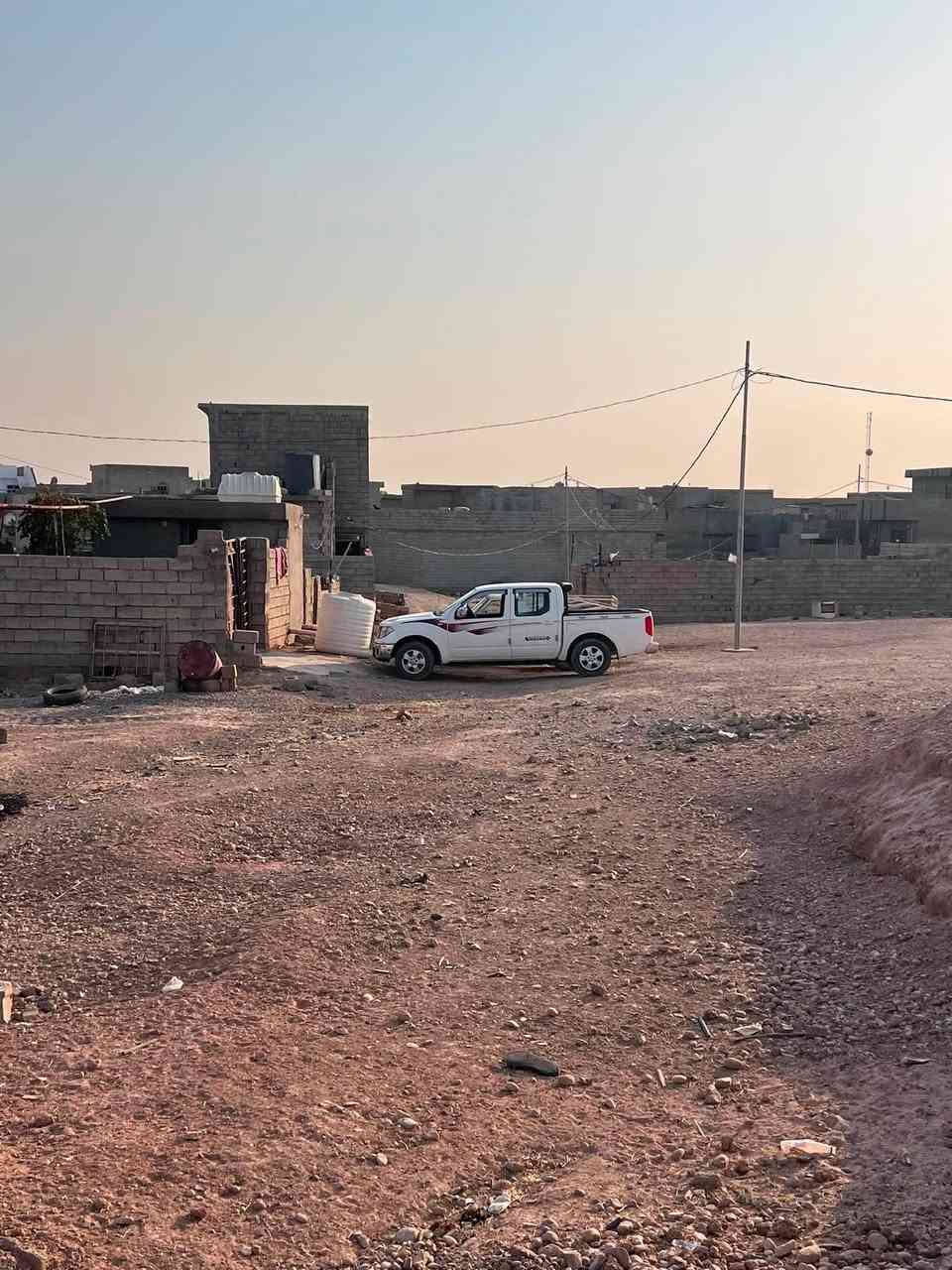 قطعة ارض للبيع بحي الشرطة 
قرب مولان العصفور
الوجه 9 والنزال 22
متوفر ماء و كهرباء
للاستفسار
***********
