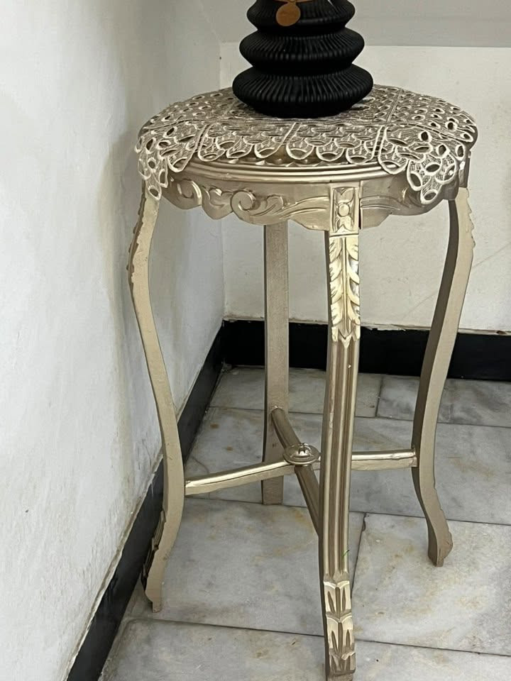 اثاث منزل للبيع
كاونتر تركي HDF
طبلات خشب زان عدد5
فرن كهربائي 
دوشك نفرين اسفنج 
للاستفسار 
***********
