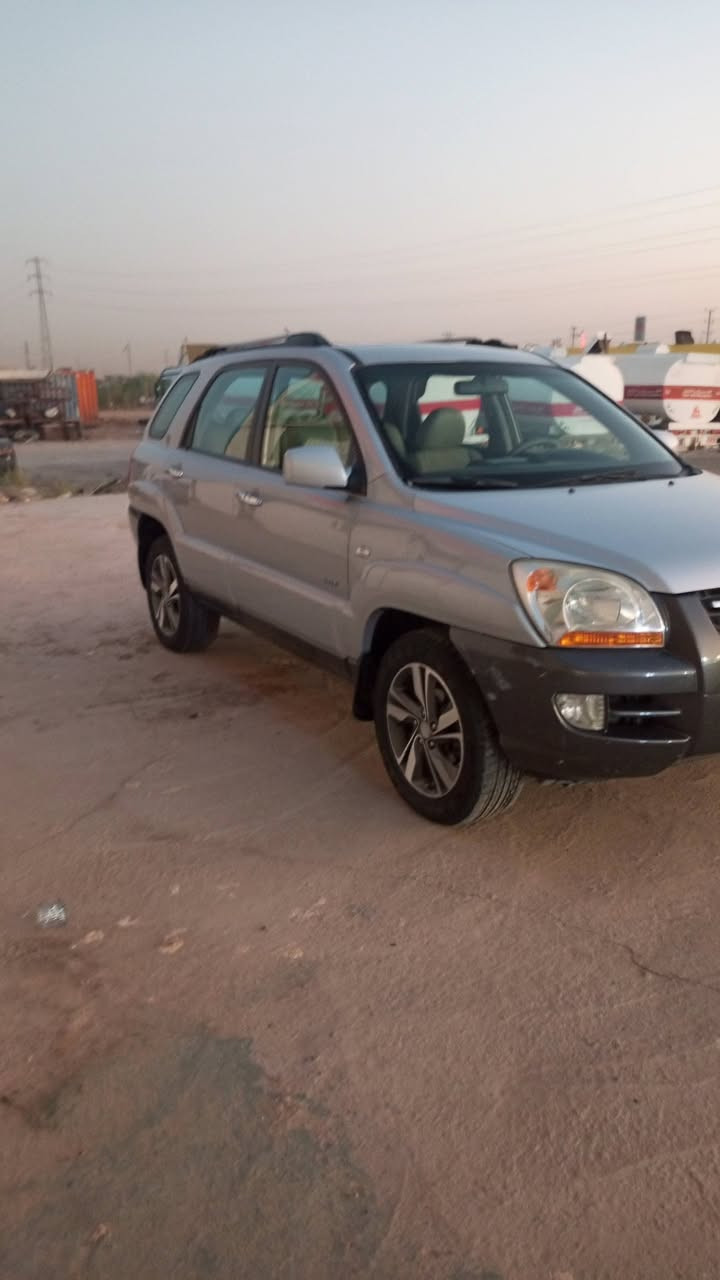 سبورتج  ادوات كصه 
موديل 2007  كاز انسه الصرف  وحصه كاز
فول مواصفات فتحه
كشنات جلد
مكينه كير كفاله
حداديه كارتون
تبريد ثلج
تخم تاير جديد
متوئم اصليي رقم وسنويه الماني
مكاني شطره
‏‪***********‬‏
