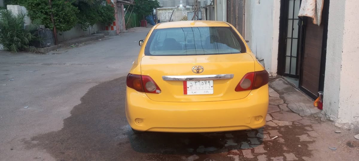 سلام عليكم شباب كورولا للبيع مديل 8 سياره حلوا جهازه من كلشي سعر 77وبيه مجال مكانها بصره رقم ***********
