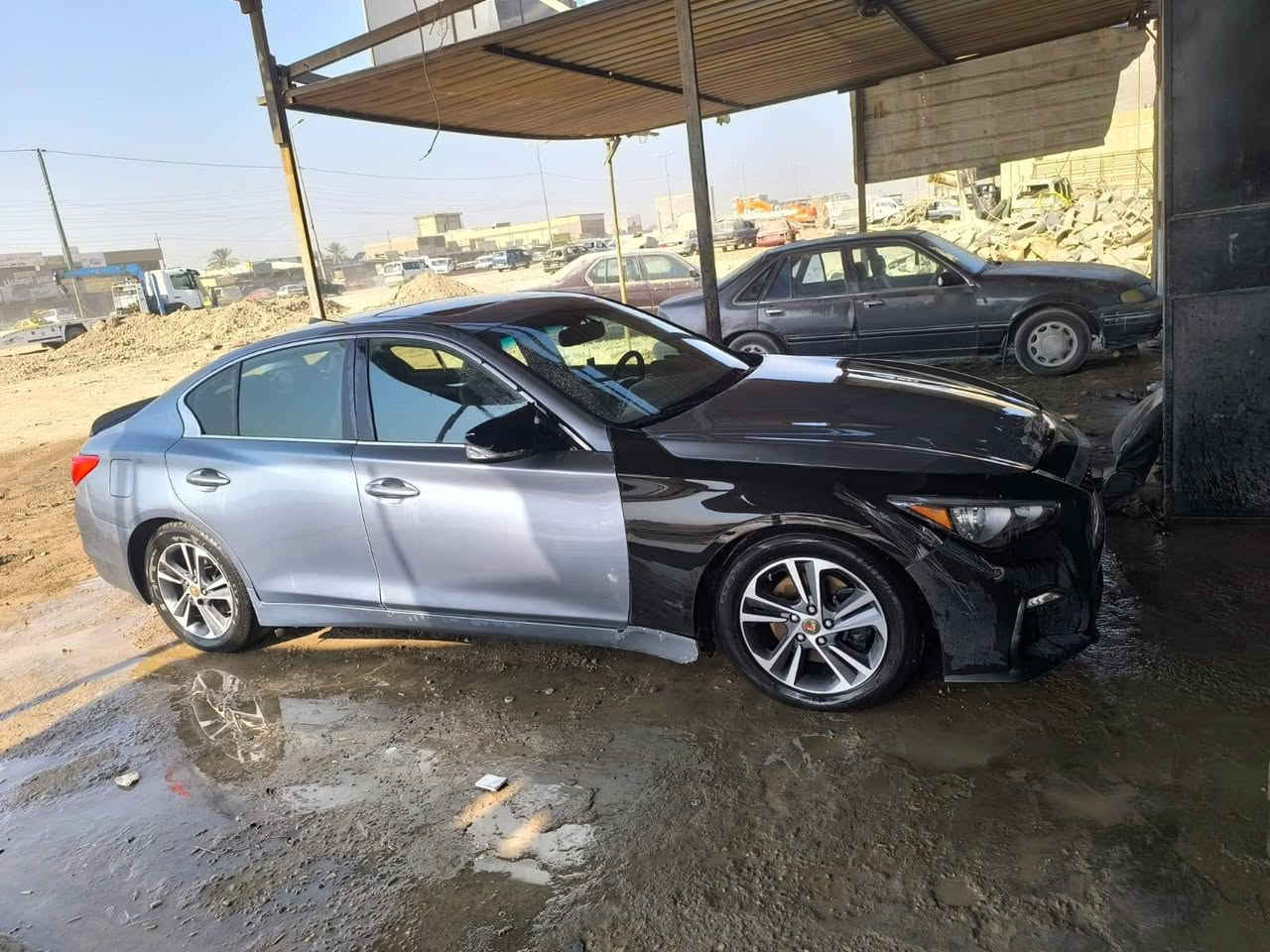 السلام عليكم 
Q50 2017
فول مواصفات وارد امريكي حادثة ثلاث قطع
حدادية صدر فول جديدة وكالة تخم تاير جديد 
ماشية 100 الف مايل 
تبريد ثلج منضومة جديدة 
المحرك وكف عندي اني وامشي ما اعرف شنو عطلة شادة صار ٦ اشهر 
ابيع على وضعها بيها طخة بالبنيد ومبدل جاملغ ودعامية ريد سبورت جديد بعدها ما مصبوغات
السعر ٧٨ ورقة بيها مجال قليل 
مكان السيارة بغداد 
***********
شرط تحويل
