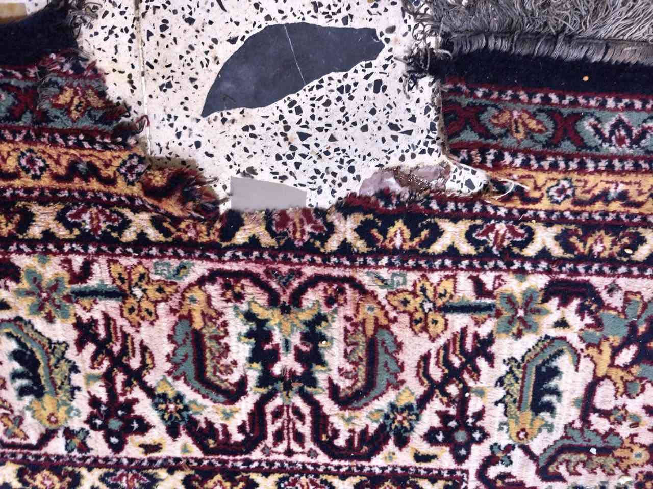 زوالي ثنين بسعر 60
الكبيرة قياس 3×4م
الصغيرة قياس 2×3م

الكبيرة بيها ضرر موضح بالصور 

سعرهم 60الف

العنوان البصرة المطيحة
***********
