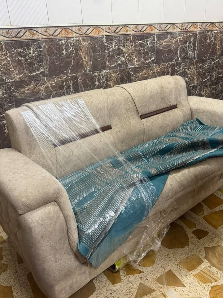 قطعتين ابيض ب قطعين جوزي  لبيع ***********
