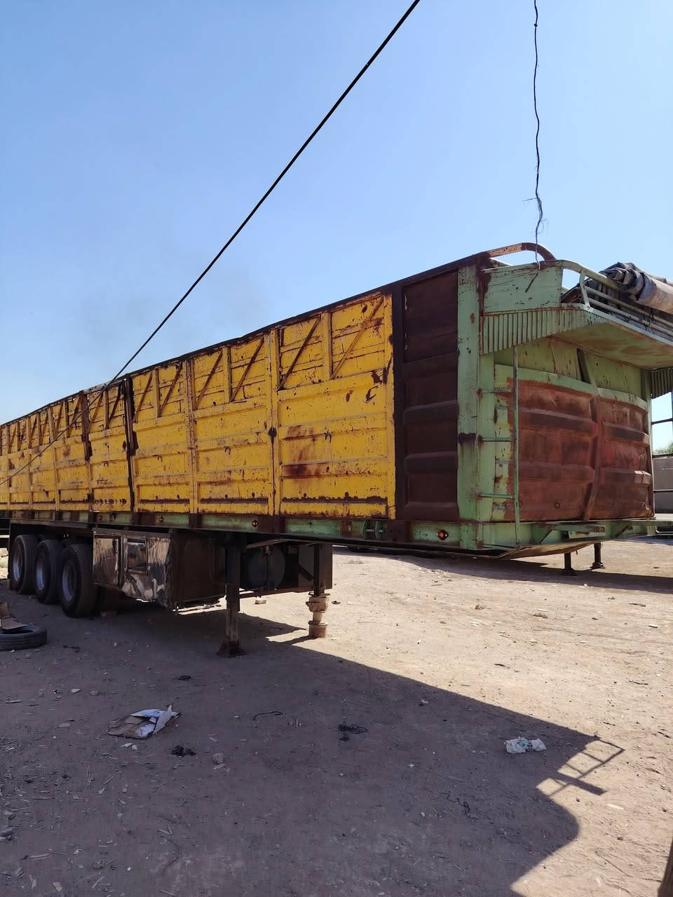 عربانه للبيع حداديه شاصي ١٦ طول  ١٢ ونص مكان بغداد الفظيليه (***********) مكلف بنشر
