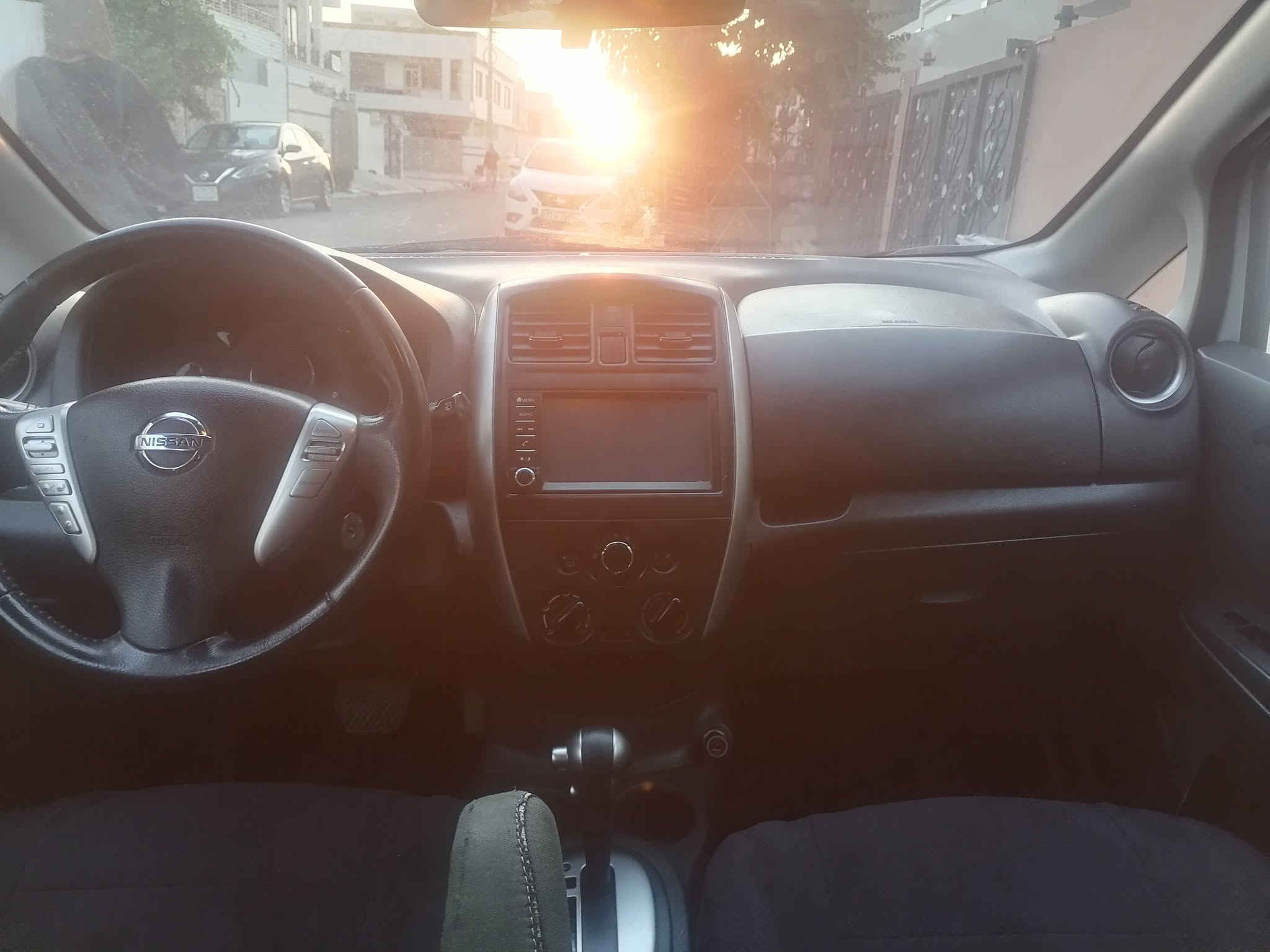 نیسان ڤێرسا 2019 SV✅ 
 دوو ڀارچەی سبوغە چاملغی لای سەکن و بۆنيت  بێ  ژۆرێ بێ ئیرباگ✅ 
سەیارەکە چائیزە يه ك تعديلى هه يه چاملغى لاى سايه ق له گە ل سه قفى هه نده ک  شه پۆلى بجوكى هه يه له گە ل قۆپه كى بجووك له ده رگاى سايه ق✅ 
سه ياره كه  گێڕ و مەکینە بەشەرت✅  مواسفات چوارجام كاره باى كوشين هيته ر تعديل سورعه سوكان ڤۆليوم و دژه خليسك بلوتوس✅ 
١٣٣٠٠٠رۆيشتيه💯 
نرخ :97وه ره قه وكه ميك  مجال💵💵💵 
WhatsApp :***********ژمارەی خاوەنی 📞
شوێن هەولێر أربيل, العراق

