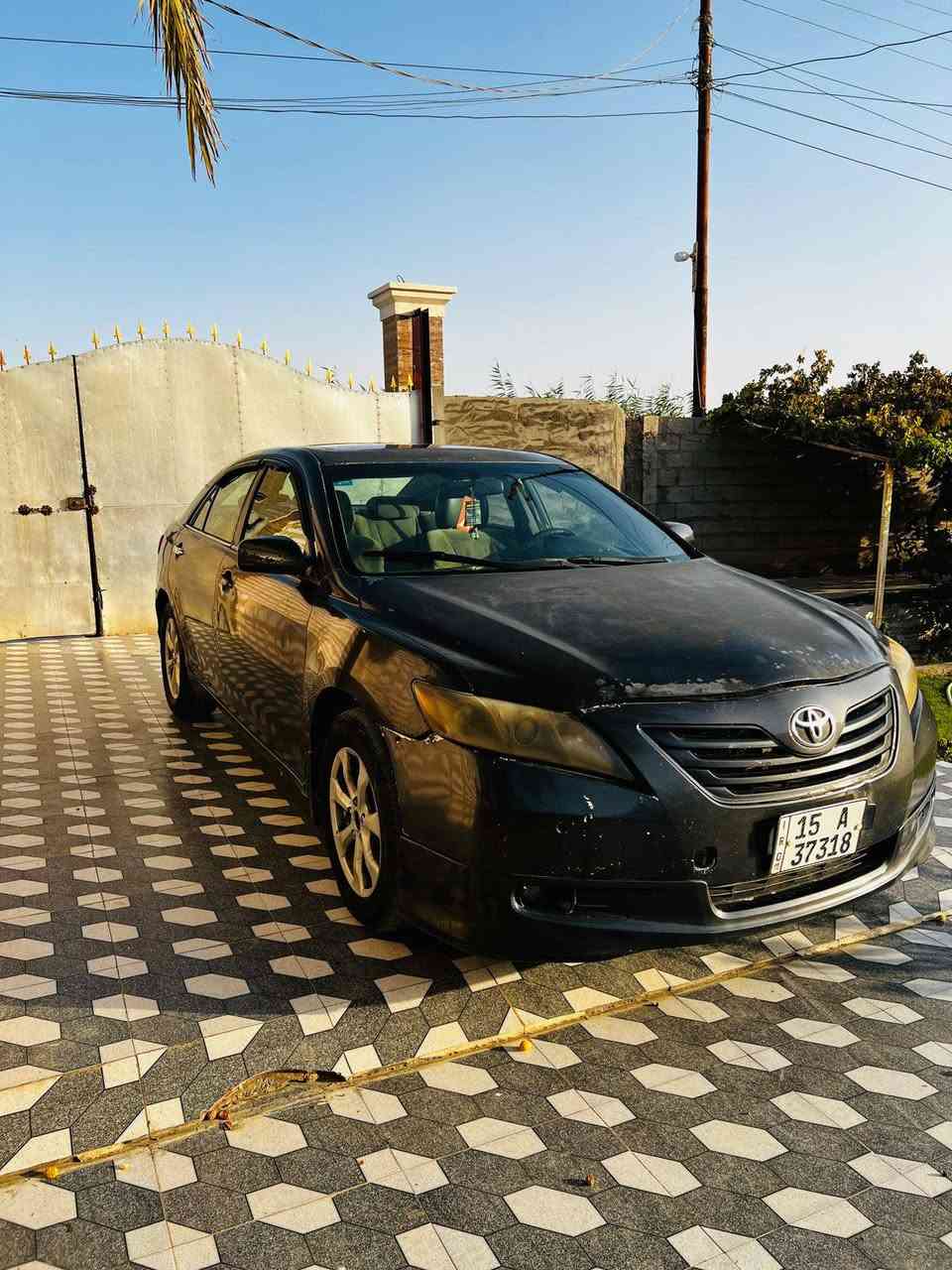 السلام عليكم كامري موديل2007 للبيع... 
باسمي  .. فئه LE 
رقم انبار مشروع وطني تحويل نفس اليوم وارد امريكي   
 6 سلندر  محرك 3000 مكفوله مكينه وكير   وتخم تاير وشواصي ولغود مكفولات السياره بيها كم قطعة صبغ  للجماليه 
 مكانها الرمادي السعر 68  وبيها مجال  
 رقم الهاتف ‏‪***********‬‏

