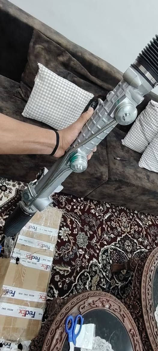 السلام عليكم
اخوان مشط مال مارسيدس W211

مو كهربائي (مو اوتماتيكي)

هاذا ميكانيكي ما بيه فيشة كهربائية

يرهم بس على 211 فقط

سعرة 6 اوراق  او بيه مجال للشراي دا ابيعة  بفلوسة بعدة جديد بلايليون بعدة بالستيكرات مالتة 

الشراي يجي خاص. او يدلل
موجود واتساب ***********
