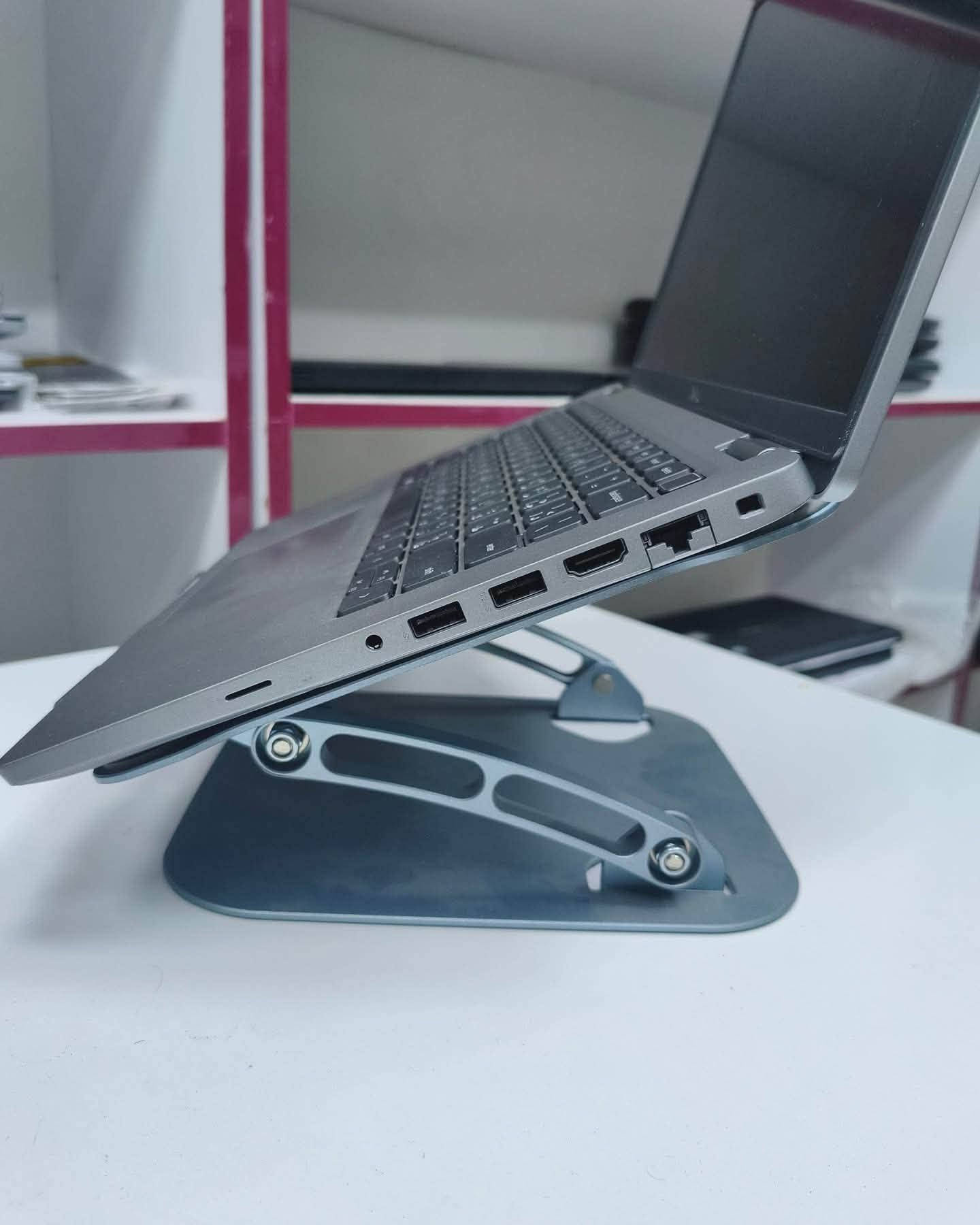 ديل Latitude 5420 • شاشة لمس ١٤ بوصة • كور i7 الجيل ١١