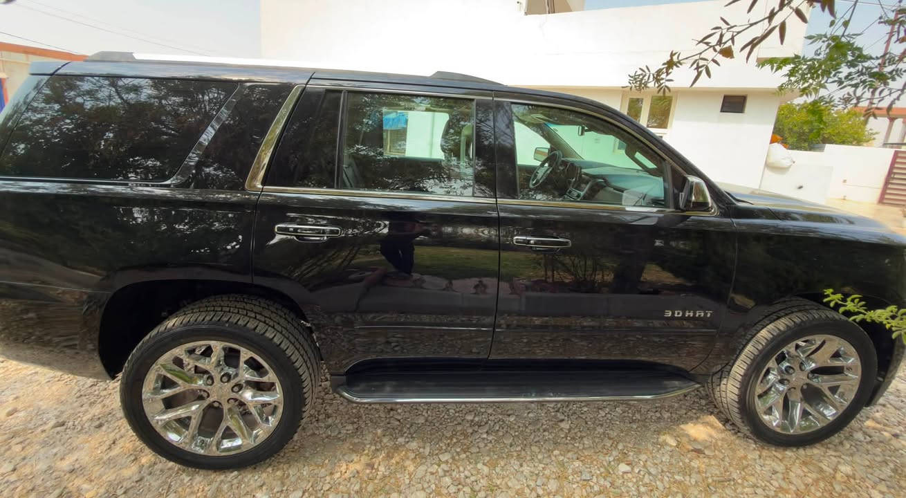 سلام عليكم
ملاحظه❗️❗️سنويه رقم هزه براد كله اصدار جديد 

——للبيع——
شوفرليت تاهو——Chevrolet Tahoe

وارد خليجي—وكاله المنصور

الموديل—-2018

فئه—بريمر 1/1

حجم مكينه—V8..5300

لون—اسود

المسافه مقطوعه —-86الف كيلو

حاله السياره—-باب سكن مفتوح بلادي اربع شبر بارد. واربع مكان رصعه//وباقي كفاله عامه من محرك وكير وكهربايات بشرط

مواصفات//

—بصمه تشغيل
—بصمه ابواب
—تشغيل عن بعد
—ترحيب عن الاقتراب 
—ثلاجه
—فتحه سقف 
—كشنات جلد باللون القرميدي 
—كشنات اماميه تدفئه  وتبريد 
—كشنات خلفيه تدفئه 
— كشنات خلفيه كهربايه 
—حساس امامي
—حساس خلفي
—شاشه تدعم نظام الابل كار بلي ونظام الاندرويد
—نظام الدفع 4WD
—اشاره بالمرايه
—وضعيات قياده 
—ستيرن بحركه كهربايه 
—تبريد مركزي 
—بگ لايت LED
—صندوق كهرباي
—كرسي السايق والراكب بحركه كهربايه 
—تحكم ستيرن جهتين 
—تنبيه ماقبل الاصطدام 
—تحديد سرعه 
—مساعد نزول المنحدرات 
—ليد نهاري
—وداتاشو
وباقي المواصفات المعروفه. 

السعر—$380 

رقم سياره —اربيل 

موقع سياره —كركوك
للا ستفسار —***********
