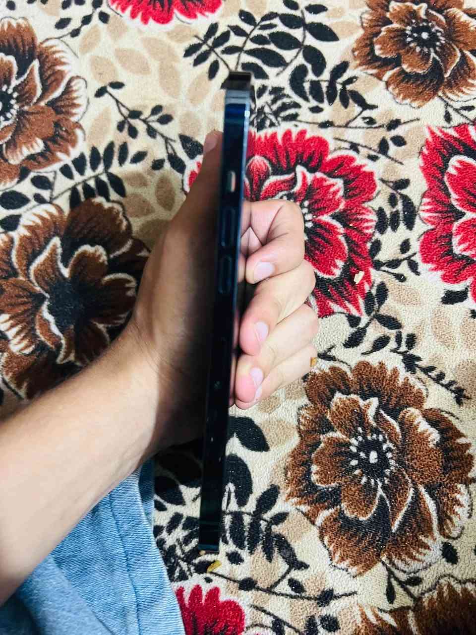 ايفون 12 برو ماكس • ٢٥٦ • بطارية ٧٦