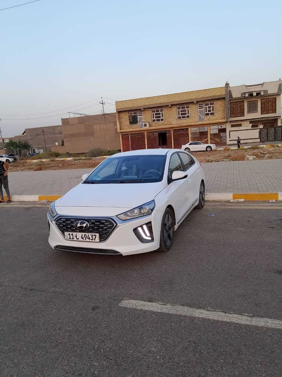 هونداي ايونك هايبرد موديل 2022
رقم بغداد بسمي دولي تحويل مباشر 
سياره خير من الله تخم تاير صدر خلفي أمامي تبريد تدفئة مواصفات معروفة وأقتصاديه سعر شدة و ٢٢ وبيها مجال 
مكاني صويرة حي العمال 
رقمي ***********
