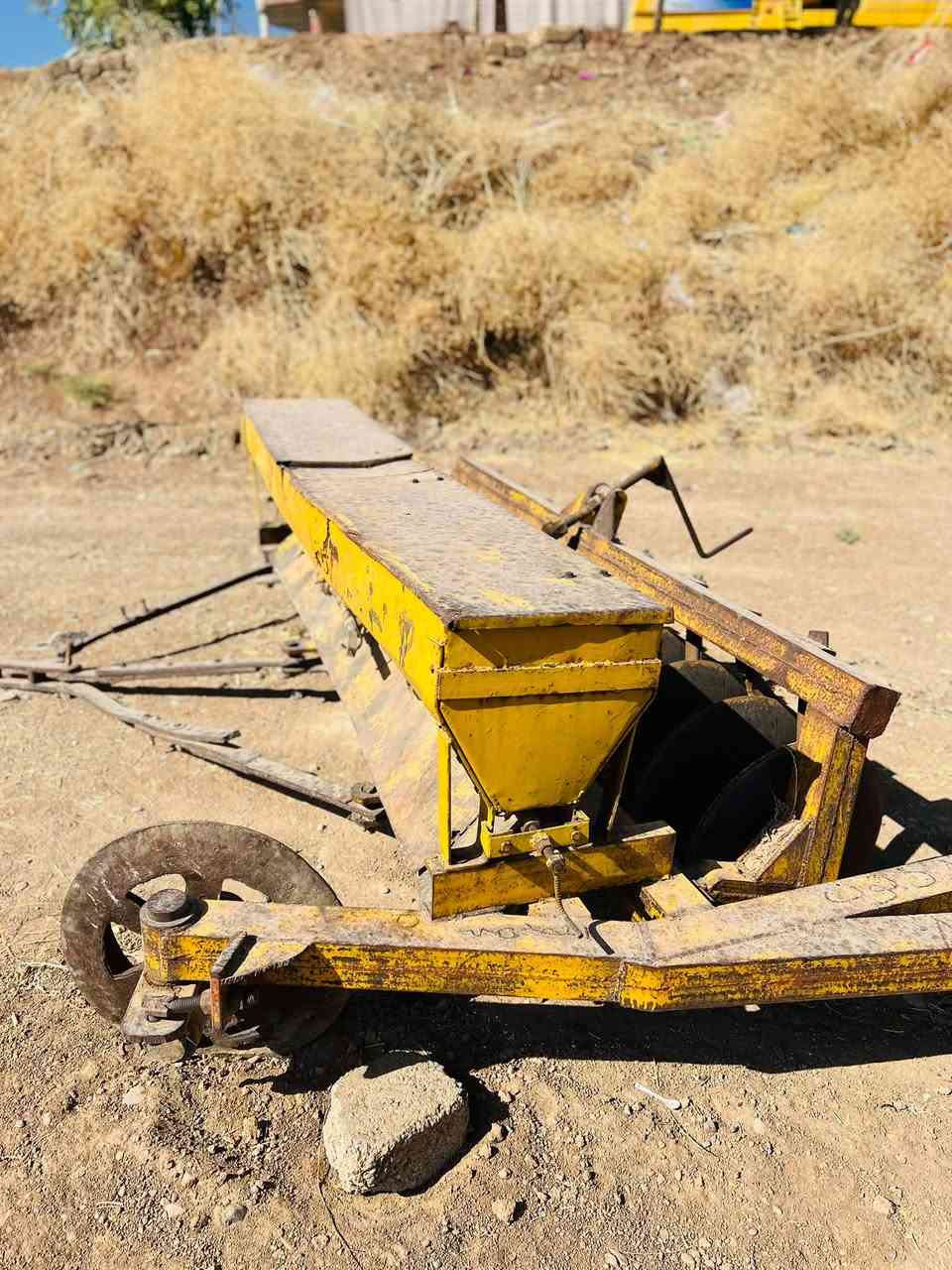 للبیع دسك حجم 9 صاج فرنسی عمل ذنون دبل شاصي نضيف جاهز عل شغل رقم ***********
