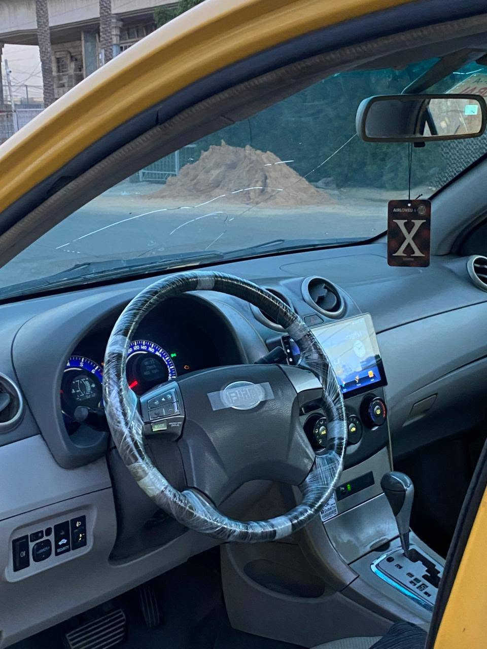 سلام عليكم بي واي دي g3 موديل 2013 كير ومكينه كورلا vvt 1800 الحديث السياره مصبوغه عام مكفوله من الضربه اثر جراد فقط صدر امامي خلفي جديد تبريد ثلج ❄️ تخم تاير منضومه زنون داخل فولل نضيف رقم بغداد مصفره هيئه وغرامات السعر 50 وبيها مجال العنوان بغداد البلديات ***********
