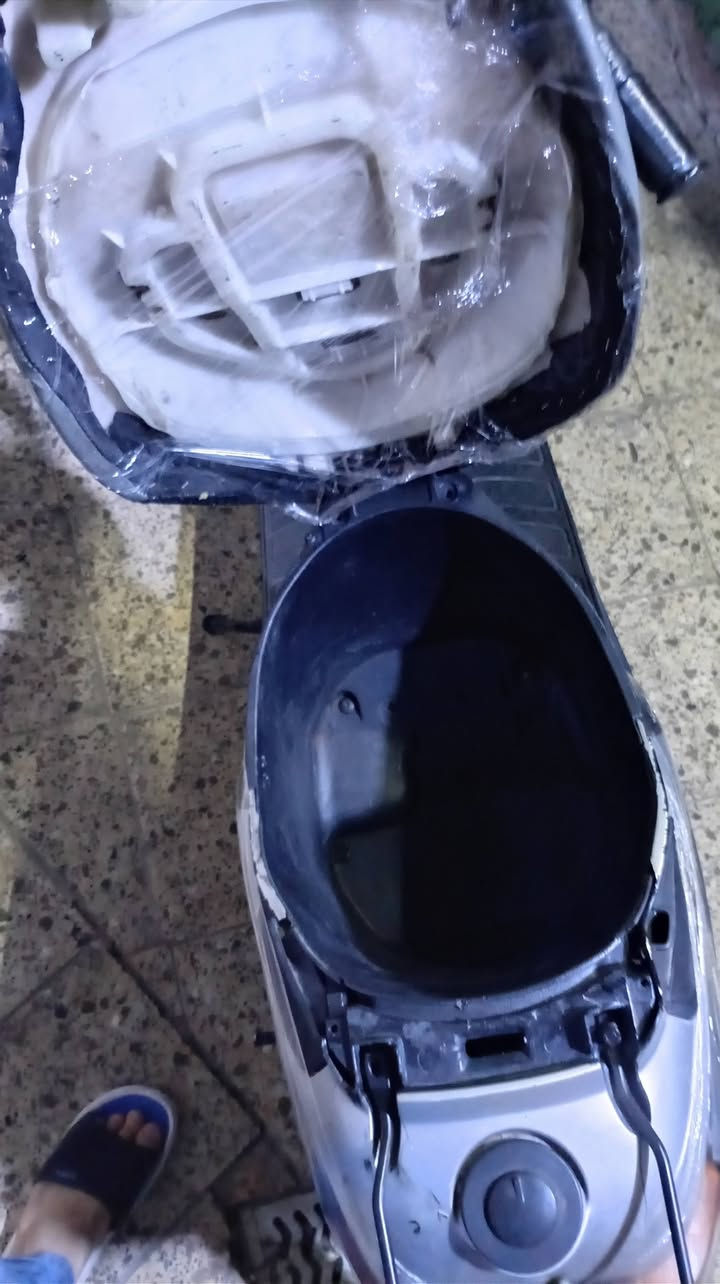 من رخصت الادمن ملاحضه بيع
سريع دراجه بطه محرك ناعم دراجه حلوه والله
السعر 250 مكاني امني داخلي***********
