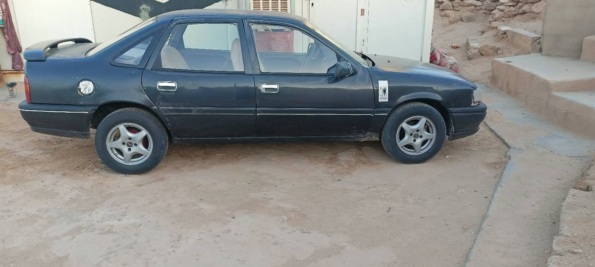 تاوبل فكترا محرك18 موديل 1991للبيع شرط التحويل مكاني حديثه بروانه الشراي يدخلي خاص او يتصل على رقمي ***********
