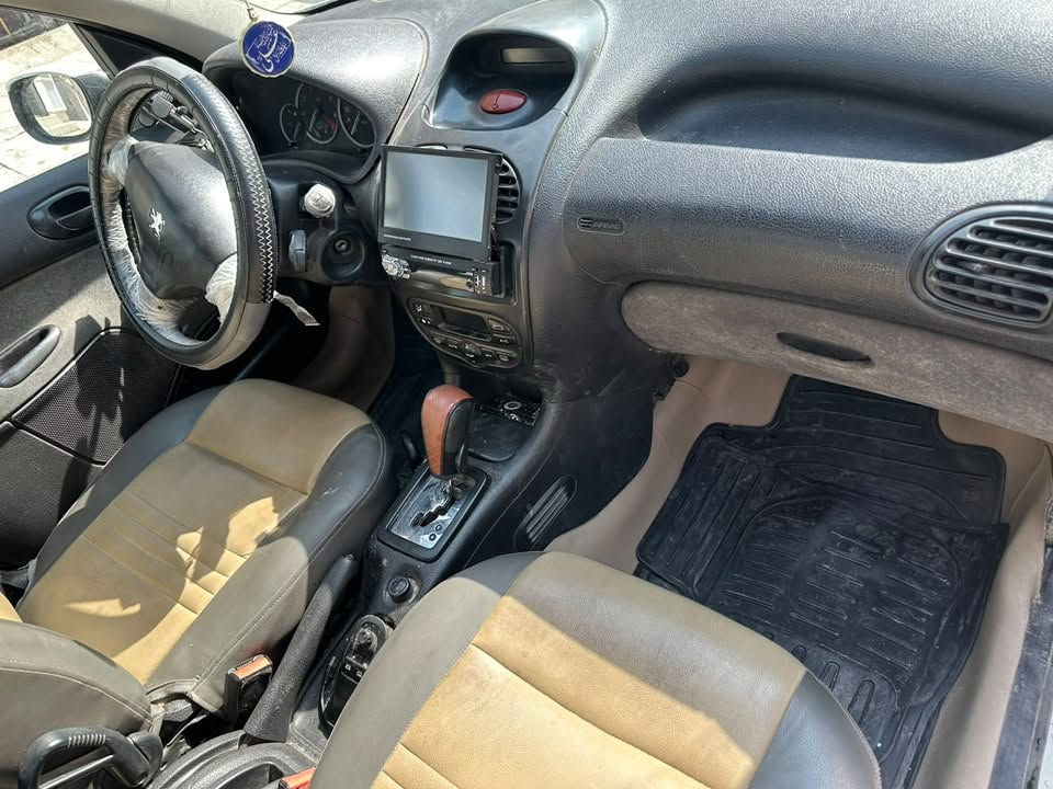 🚗 للبيع بيجو موديل 2007

✨ السيارة نظيفة جداً

✅ ما بيها ضرر

💰 السعر: ٥٠ $ قابل للتفاوض

📍 الموقع: بغداد –  الرصافة

للتواصل الاتصال على***********
