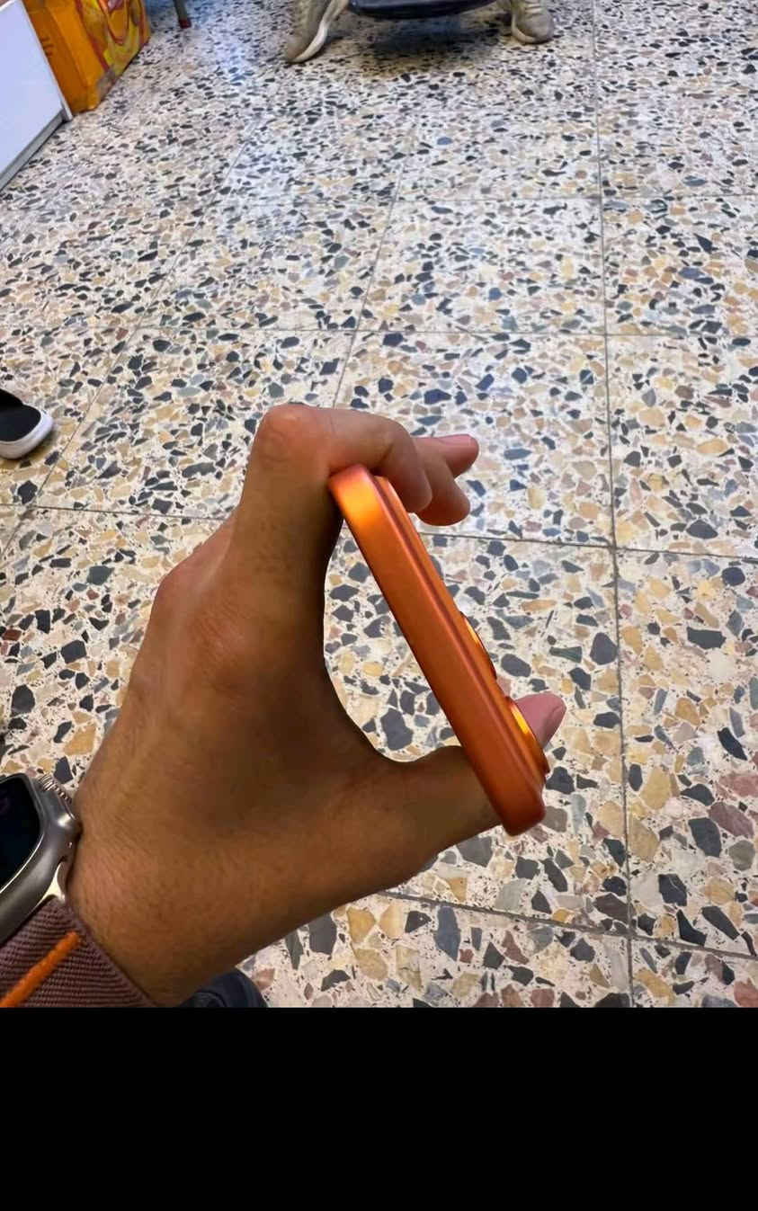 سلام عليكم 17برو ماكس بطاريه ١٠٠ عدد دورات  شحن١٨٥ دبل سيمكارت  نضافه ١٠٠/١٠٠ سعره مليونين قفل قفل رجان لميعجبه يطلع كبل لا يعلق ولا ينتصل رقمي ***********
