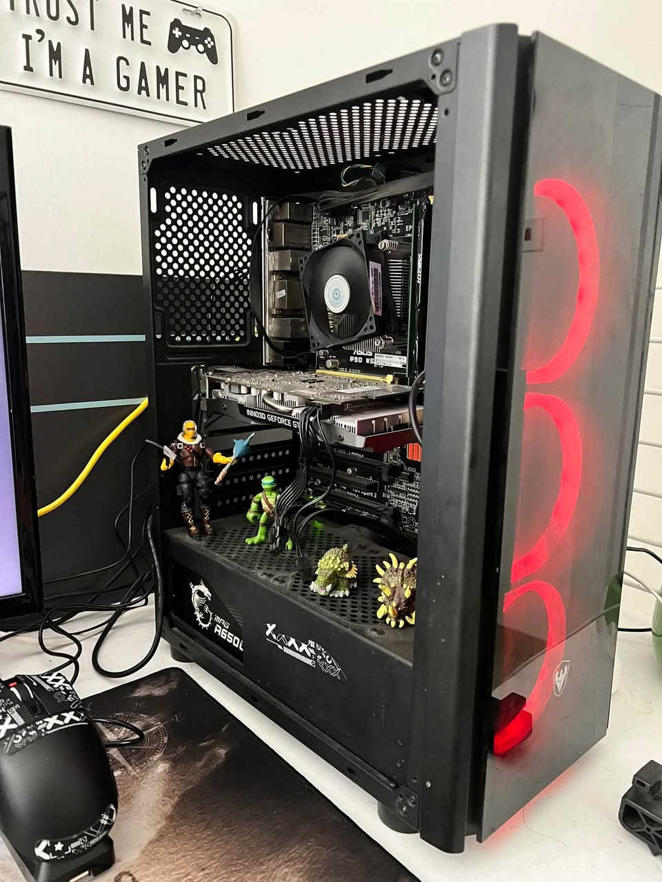 GTX 1660 سوبر • i7 الجيل الرابع • 16 جيجا رام