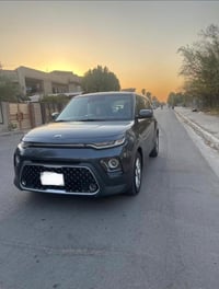 للبيع كيا صول EX موديل 2021 وارد امريكي ماشيه 28 الف حادثها چاملغ الأي...