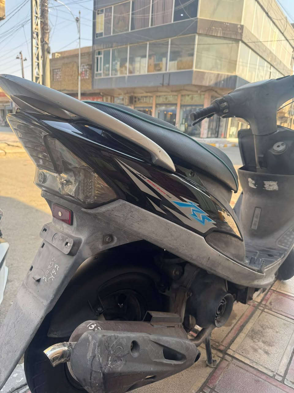 ماكس عدله حاويه
الدراجة جديده جاهزة كلها بلاد الدهن اومو زويل كل 20 يوم ابدل مابيها اي نقص فقط الكفر تجاري للجمالية 
الرقم :***********
العنوان : ناصرية مركز 
السعر خاص
