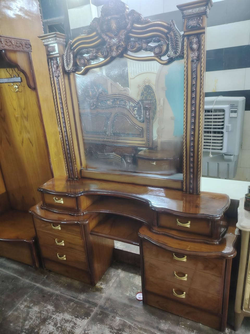 أخت الجديدة اي ضرر مابيها صاج خارج داخل تكمة تزكام درجة أولى مكان بغداد فلكة حي النصر يوجد توصيل ***********سعر مليون
