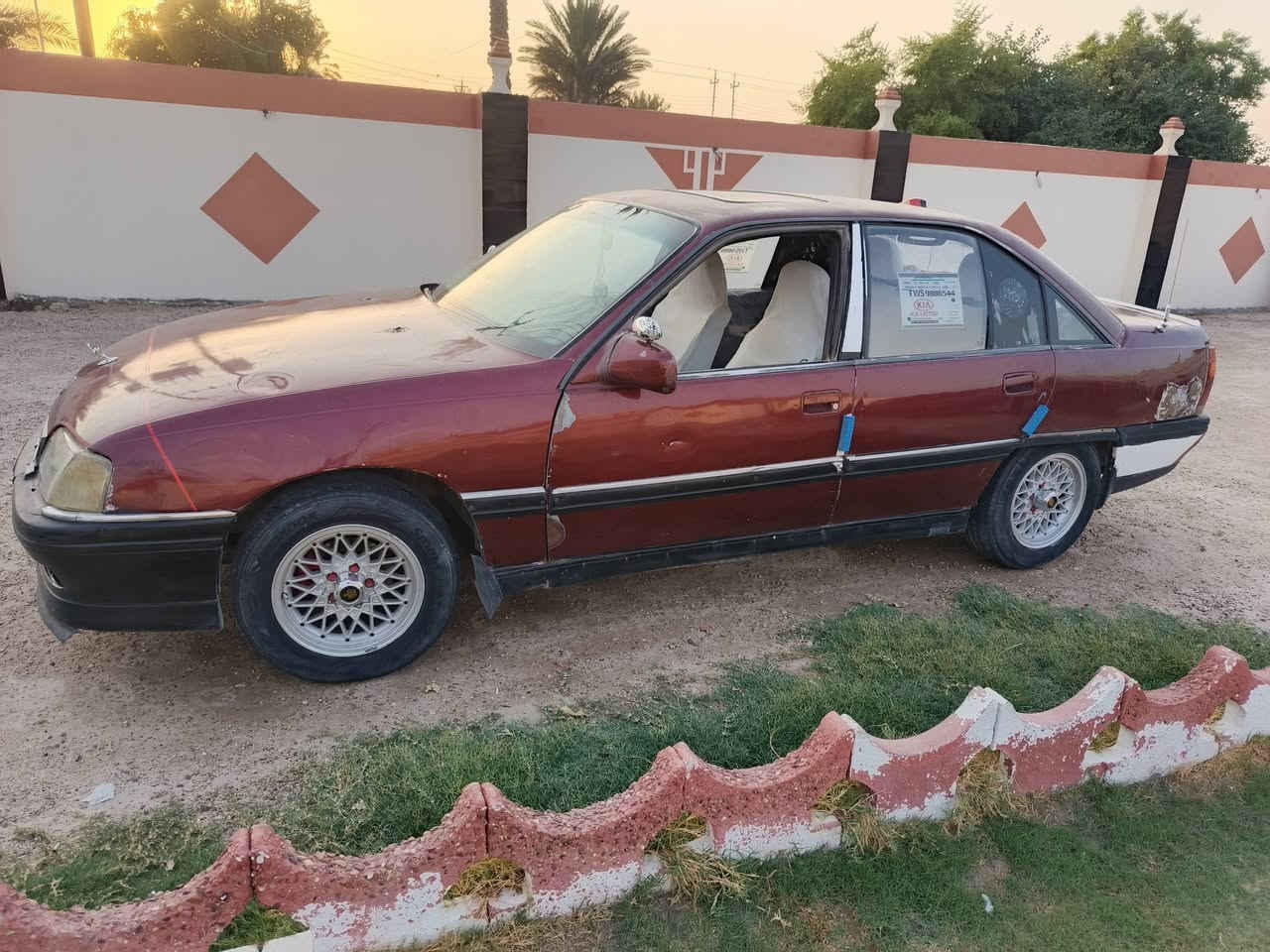 اوبل موديل 92 محرك 2000 سنويه لل28 
السعر 20 وبيهه مجال
***********
