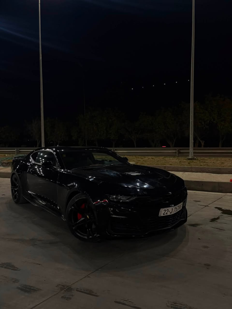 السعر 148 ورقة 
كمارو 2021
V8 6200cc 
8 سلندر
ماشية 75 الف miles 
6 قطع
- 3 قطع كلير امريكا 
- 3 قطع صبغ 
بدون دواخل  

مكينة كير بلادي

***********
اربيل
