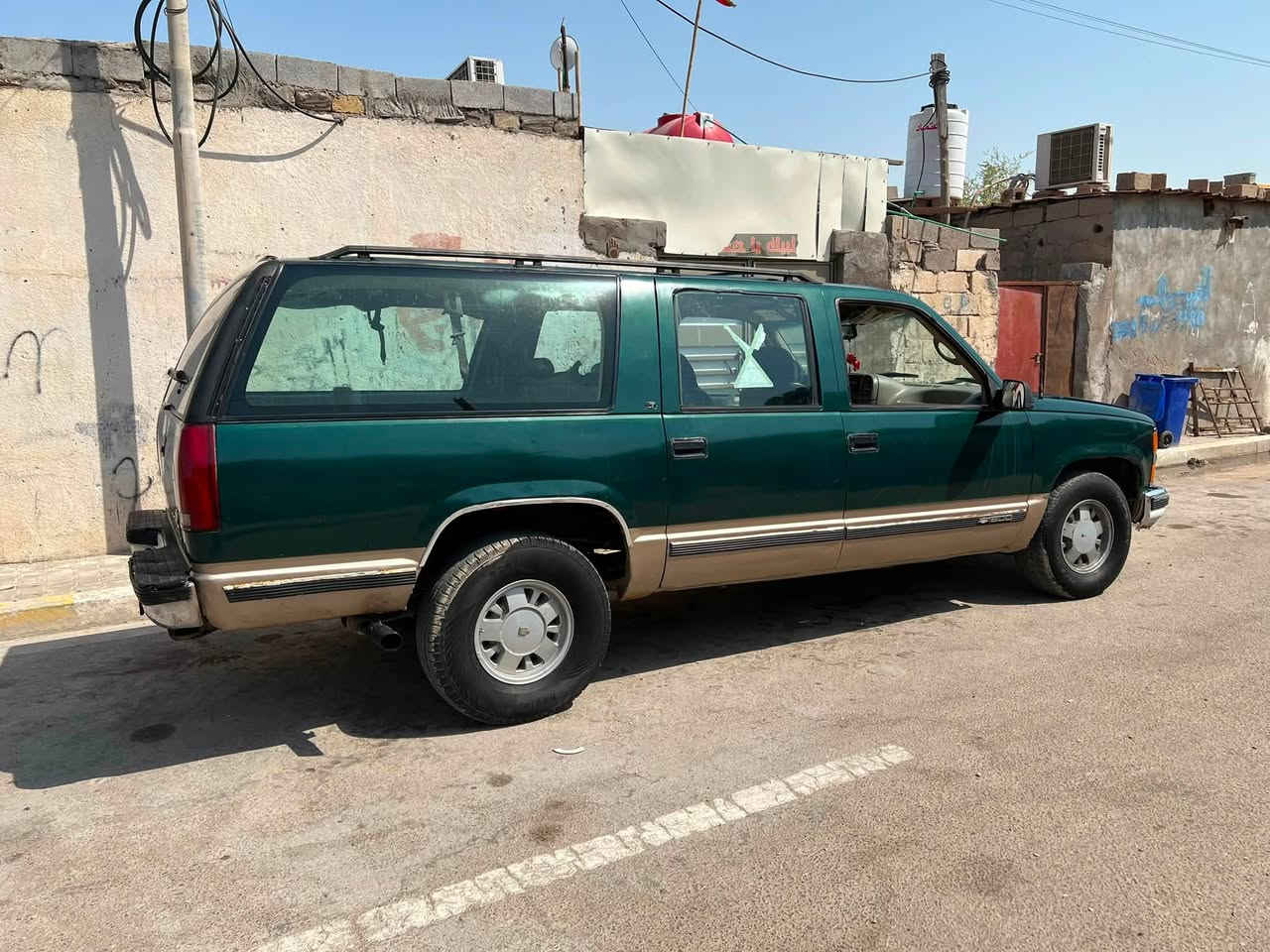 السلام عليكم بهبهان 1997رقمً بغداد محرك كير تخم تاير سياره جاهزه تبريدها بس ربط بدلت محركً وماشديته لبيع او مراوس ***********
