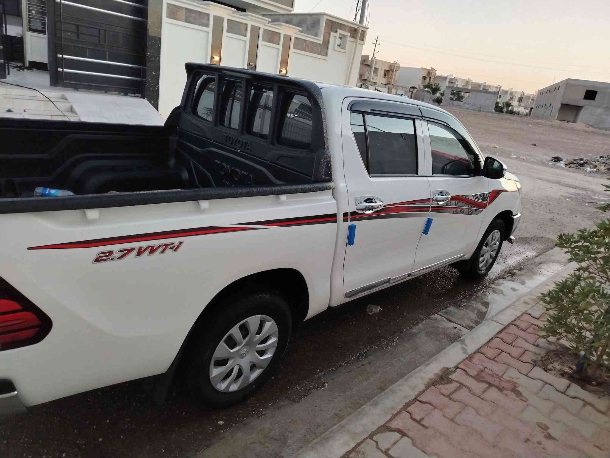 للبيع موديل 2025 ساز باب اول كير عادي مكفوله من كلشي تخم تاير ماشيه ٦٦الف رقم أربيل باسمي سعر 250وبيه مجال شي قليل مكان السيارة الانبار الرمادي ***********
