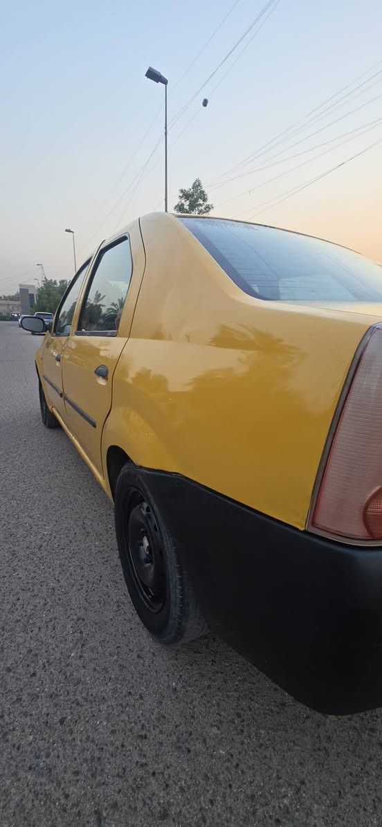 السلام عليكم رينو لوغان ٢٠١٤
كير محرك مشدودات جدد
صدر ممتاز 
كهربائيات كلها شغاله 
مرشوشه حزام بدون حادث وبدون تبديل 
مشط قبل يومين بدلته جديد 
باتري جديد
مكانها شارع فلسطين 
الرقم ***********
السعر 37
