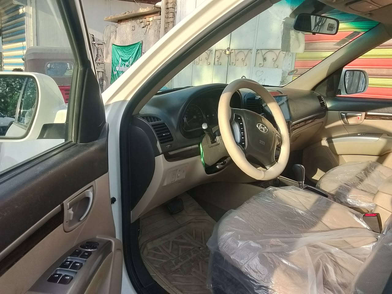 سنتافي 2012  خليجي محرك 6 سلندر بلادي مكفوله  رقم بغداد رايدهه ب 140 بسمي مكاني بغداد  تخم تاير نضيفه حيل بعدهي على وضعهه الشركه   *********** مكاني بغداد
