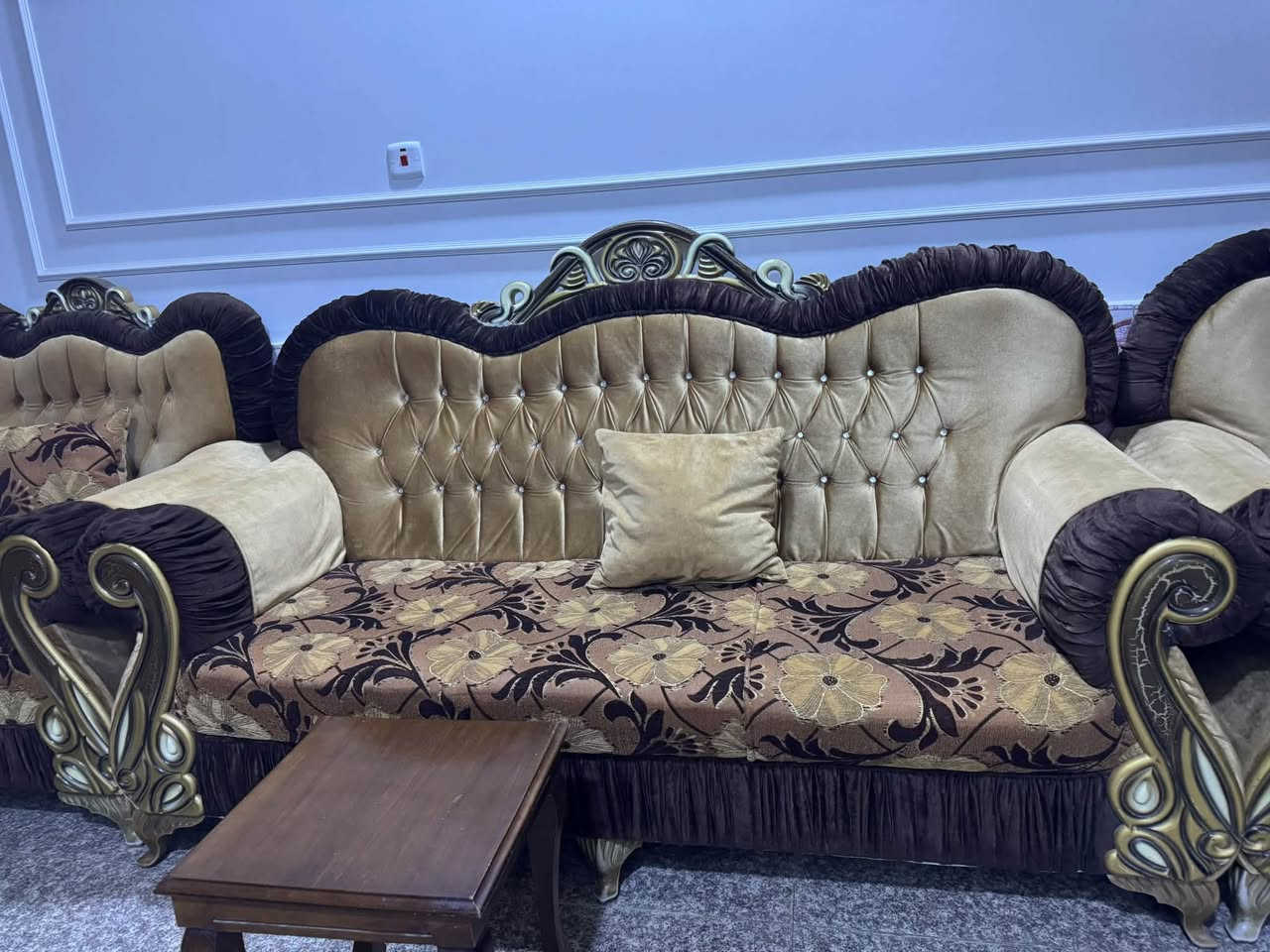 قنفات مستعمل • قنفات ٢+٣ • قنفات كبيرة